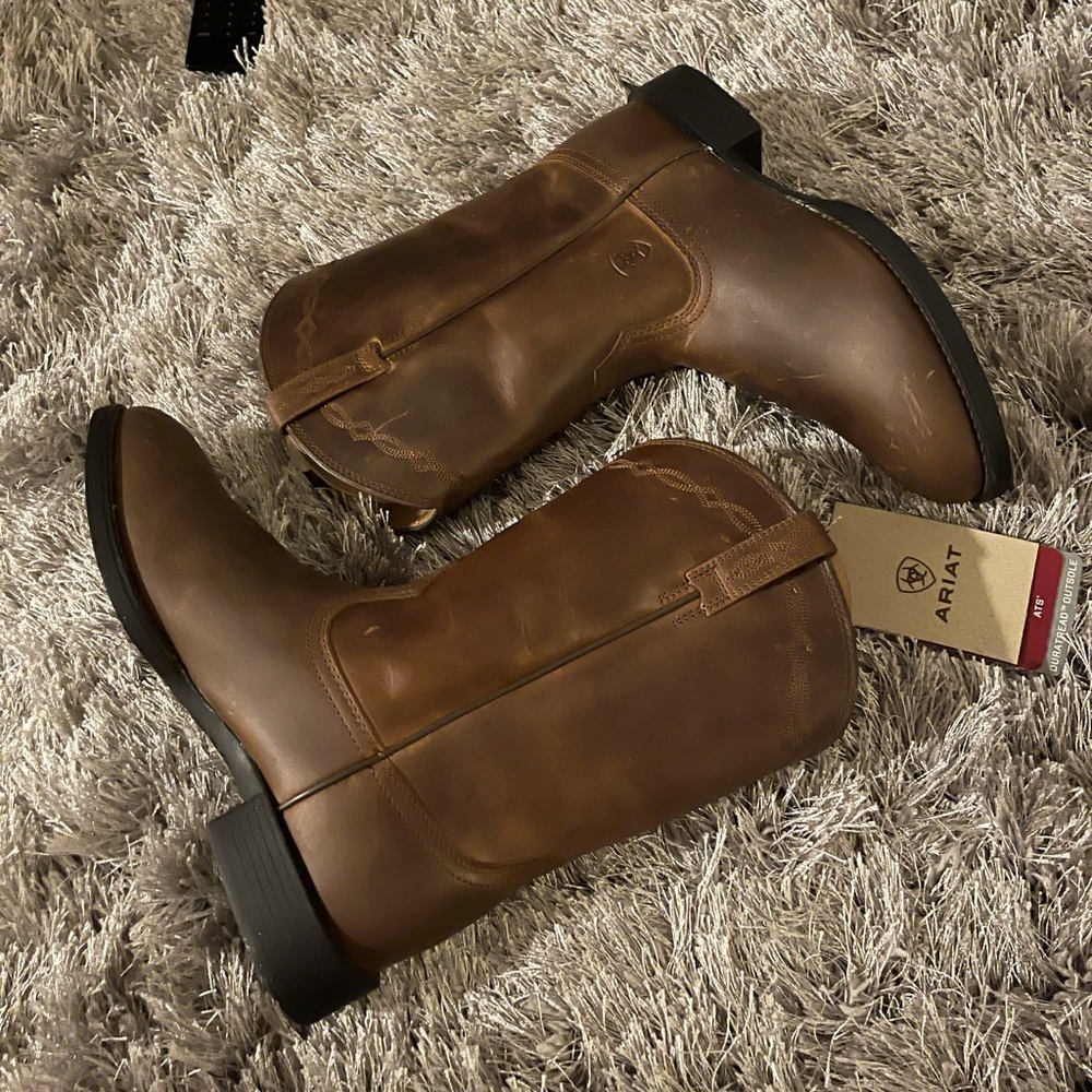 Ariat Cowboy Boots Brand new